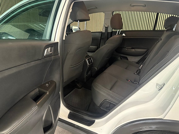 Kia Sportage 15 of 26