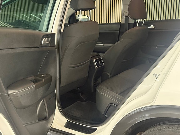 Kia Sportage 14 of 26