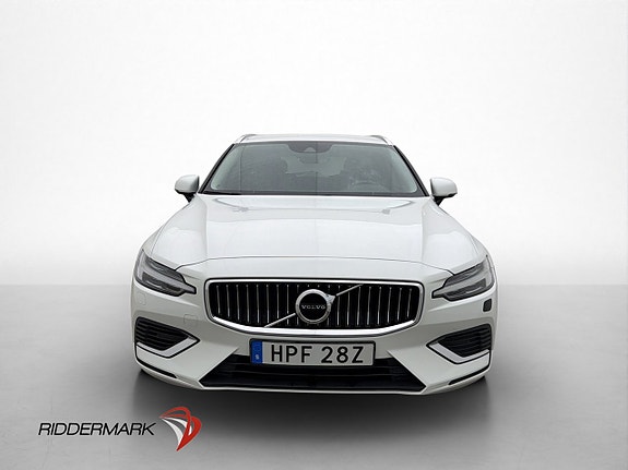 Volvo V60 2 of 30
