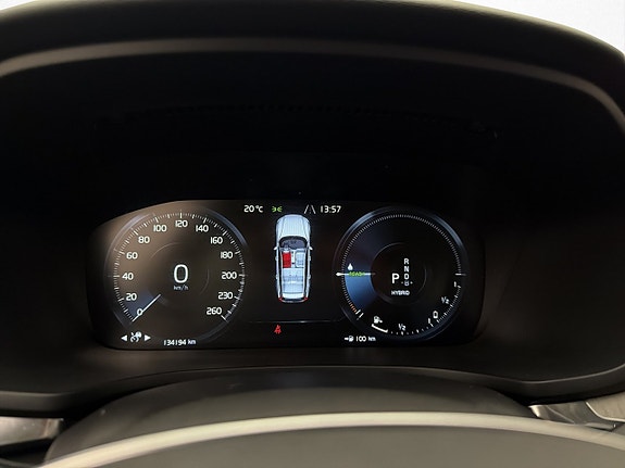 Volvo V60 14 of 30