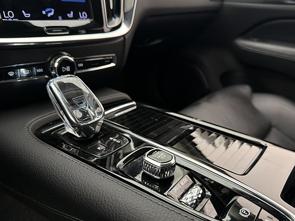 Volvo V60 24 of 30