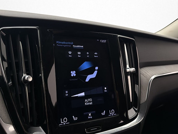 Volvo V60 20 of 30