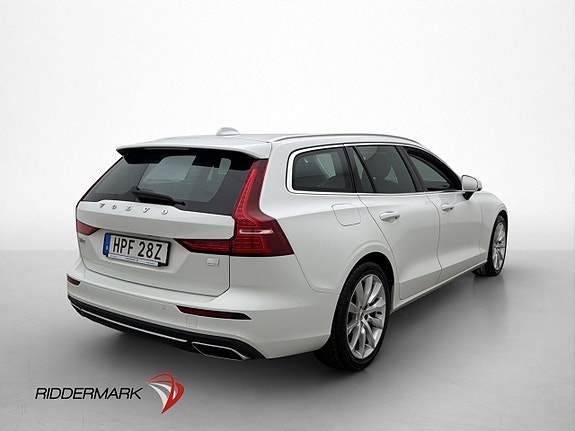 Volvo V60 8 of 30
