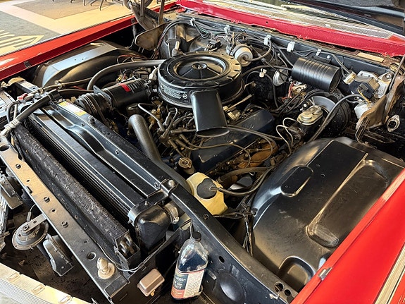 Cadillac Convertible 26 of 27