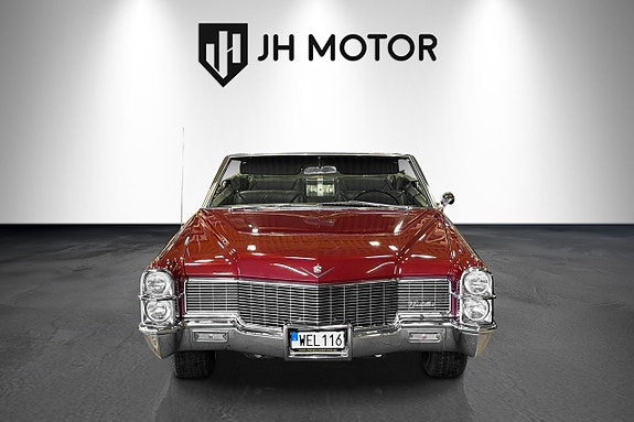 Cadillac Convertible 12 of 27