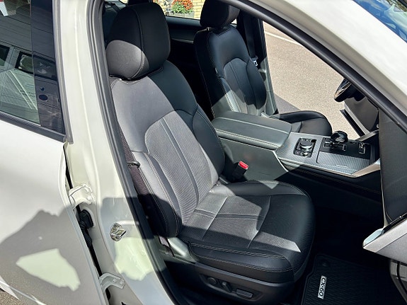 Mazda CX-60 15 of 18
