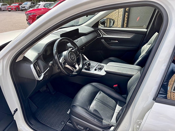 Mazda CX-60 9 of 18