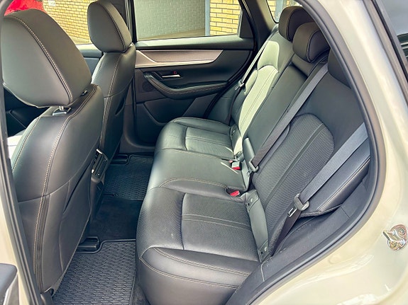 Mazda CX-60 17 of 18