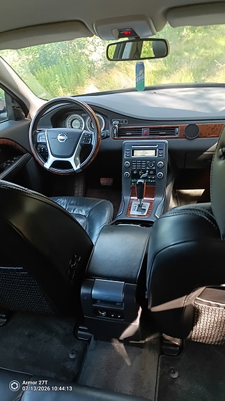 Volvo XC70 4 of 6