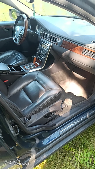 Volvo XC70 5 of 6