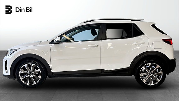 Kia Stonic 2 of 19