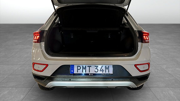 Volkswagen T-Roc 13 of 20