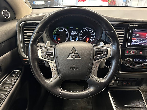 Mitsubishi Outlander 20 of 30