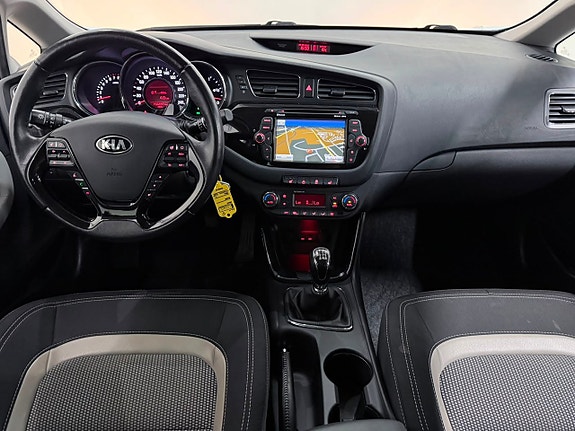 Kia Ceed 14 of 25