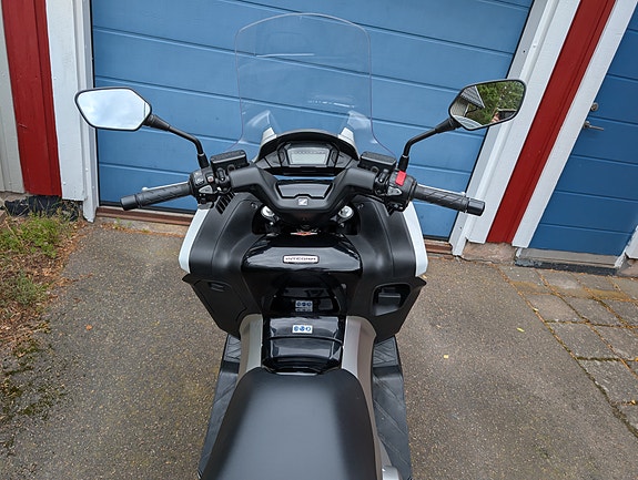 Honda NC700D 3 of 3