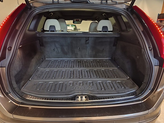 Volvo XC60 22 of 28