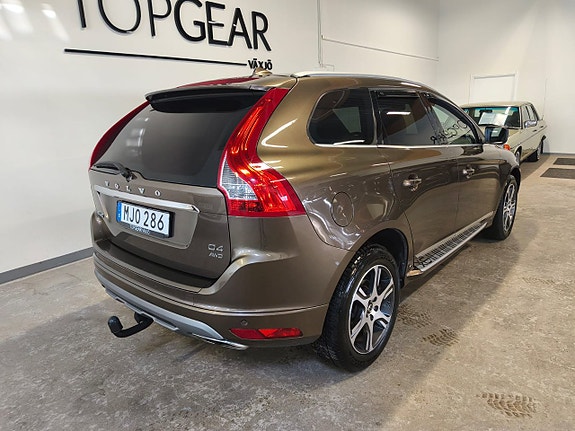 Volvo XC60 6 of 28