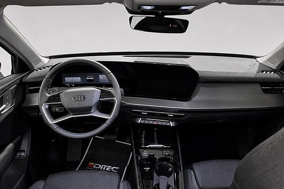 Audi Q3 7 of 8