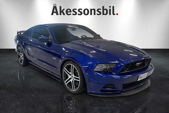 Ford Mustang 7 of 11