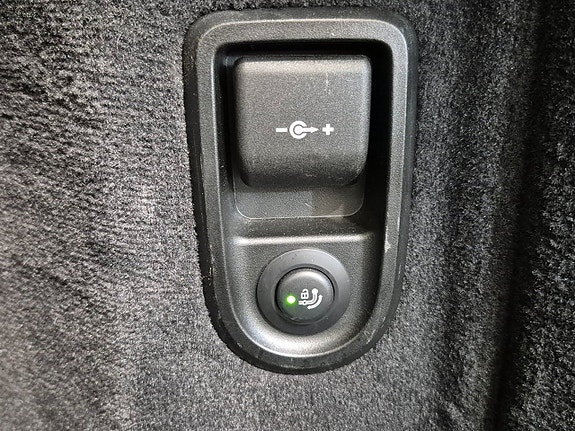BMW 530e 10 of 14