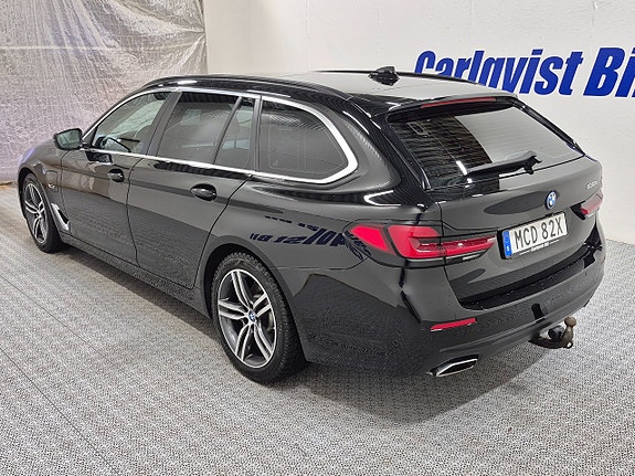 BMW 530e 5 of 14