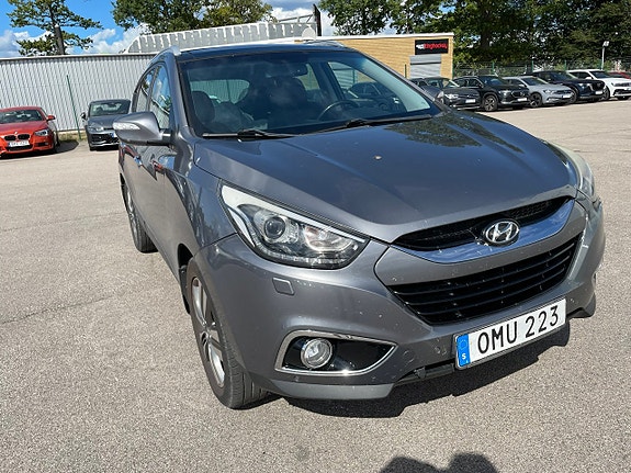 Hyundai ix35 2 of 5