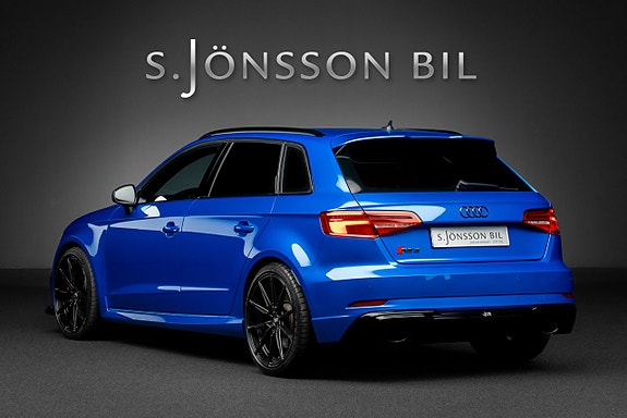 Audi RS3 2 of 24