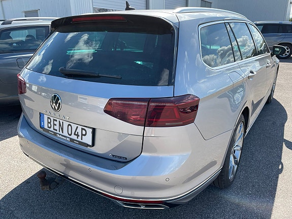 Volkswagen Passat 3 of 5