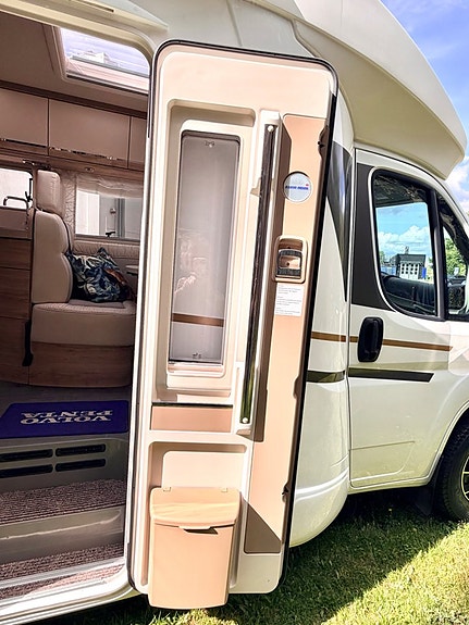 Eura Mobil PROFILA T 720 QB 2,3 Multijet 130/180hk 26 of 30
