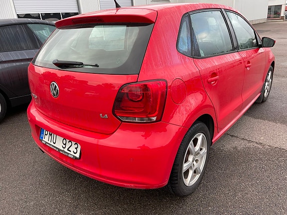 Volkswagen Polo 3 of 5