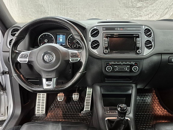 Volkswagen Tiguan 6 of 8
