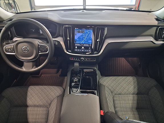 Volvo V60 5 of 6
