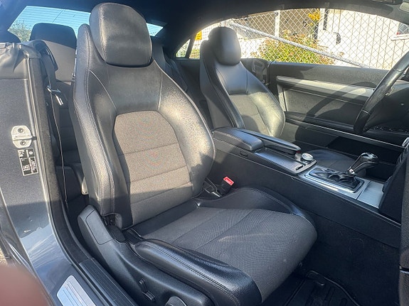 Mercedes-Benz E220 12 of 13