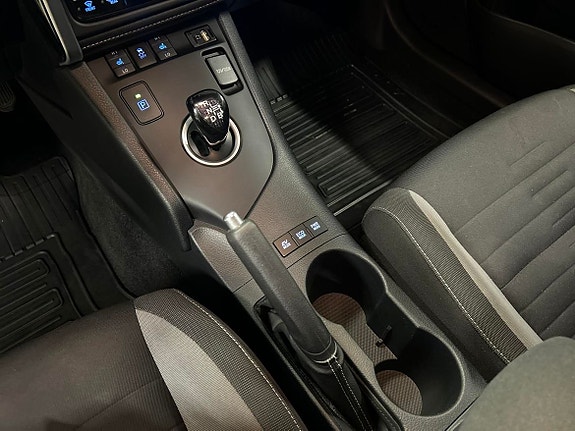 Toyota Auris 18 of 19