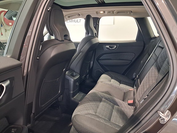 Volvo XC60 4 of 7