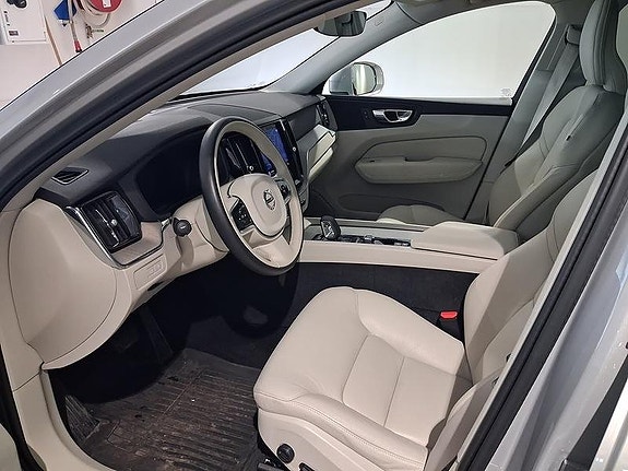 Volvo XC60 6 of 7