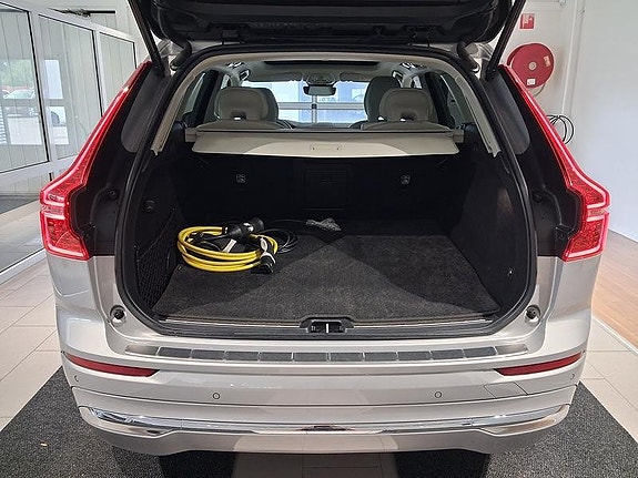 Volvo XC60 3 of 7