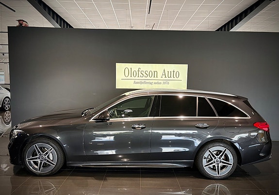 Mercedes-Benz C300 de 2 of 18
