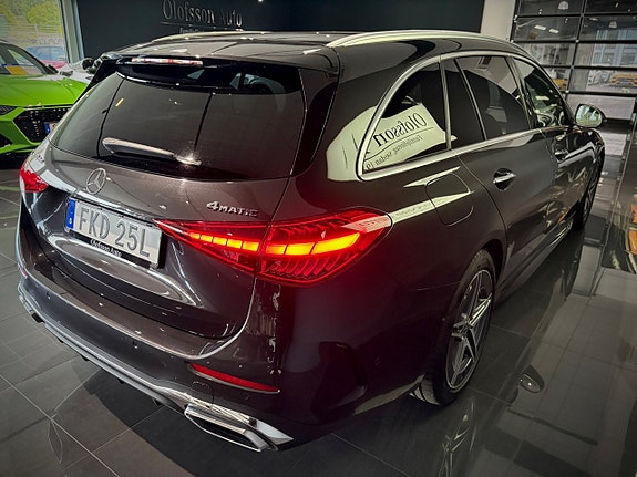 Mercedes-Benz C300 de 16 of 18