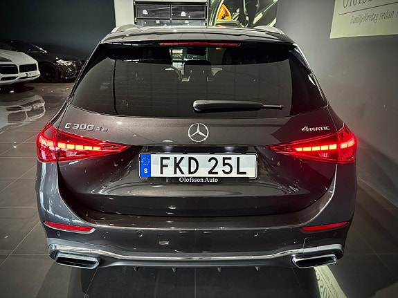 Mercedes-Benz C300 de 15 of 18