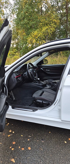 BMW 320d 6 of 9