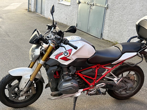 BMW R 1200 R 2 of 9