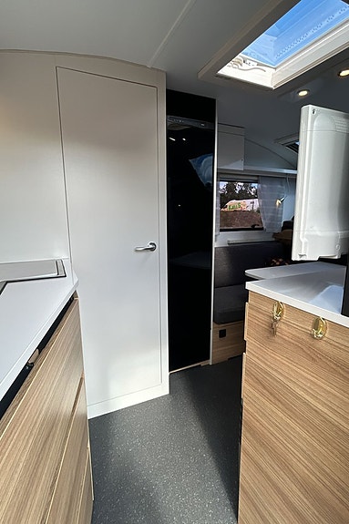 Adria ACTION 391 PH 12 of 21