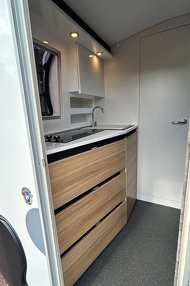 Adria ACTION 391 PH 11 of 21
