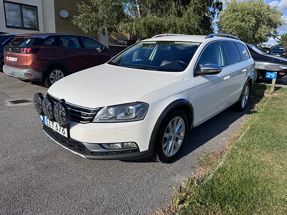 Volkswagen Passat Alltrack 10 of 10