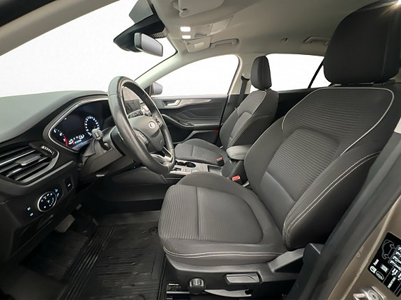 Ford Focus 11 of 30