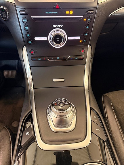 Ford S-MAX 12 of 27