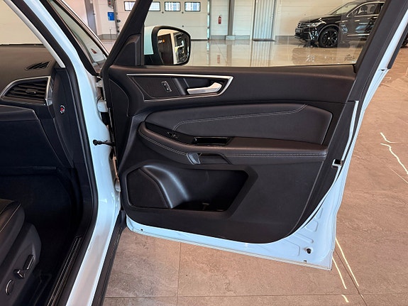 Ford S-MAX 13 of 27