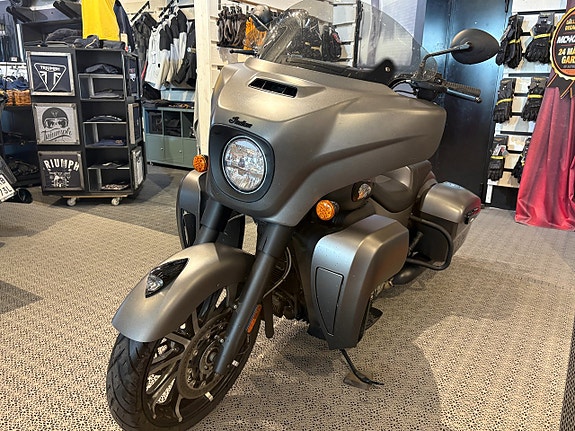 Indian CHIEFTAIN DARK HORSE 9 of 17