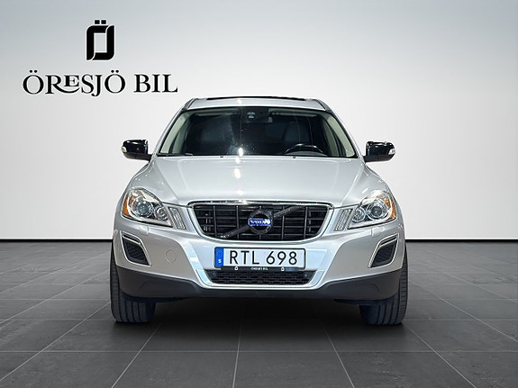 Volvo XC60 3 of 25